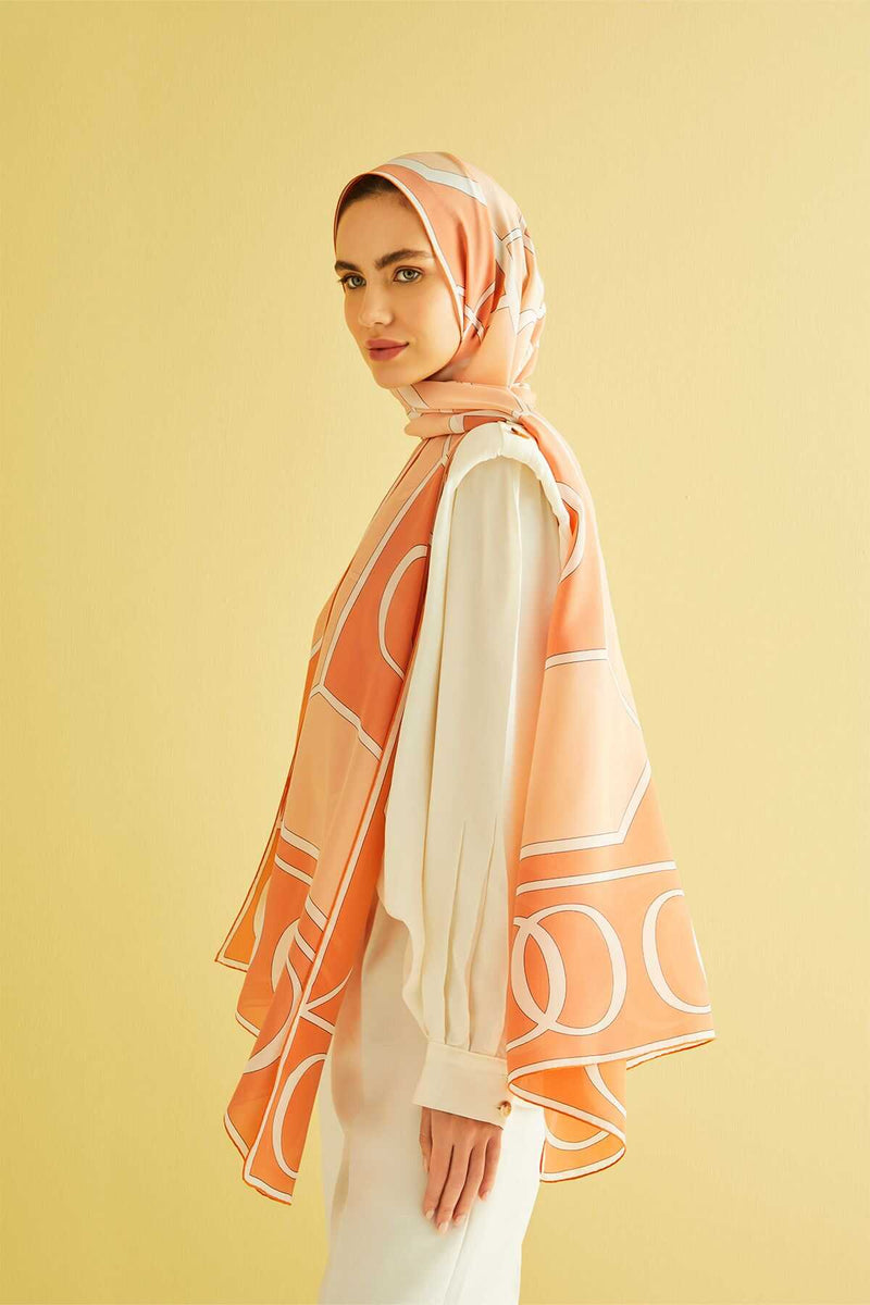 IMANNOOR Hijab Hexagon Silk in der Farbe Lachs