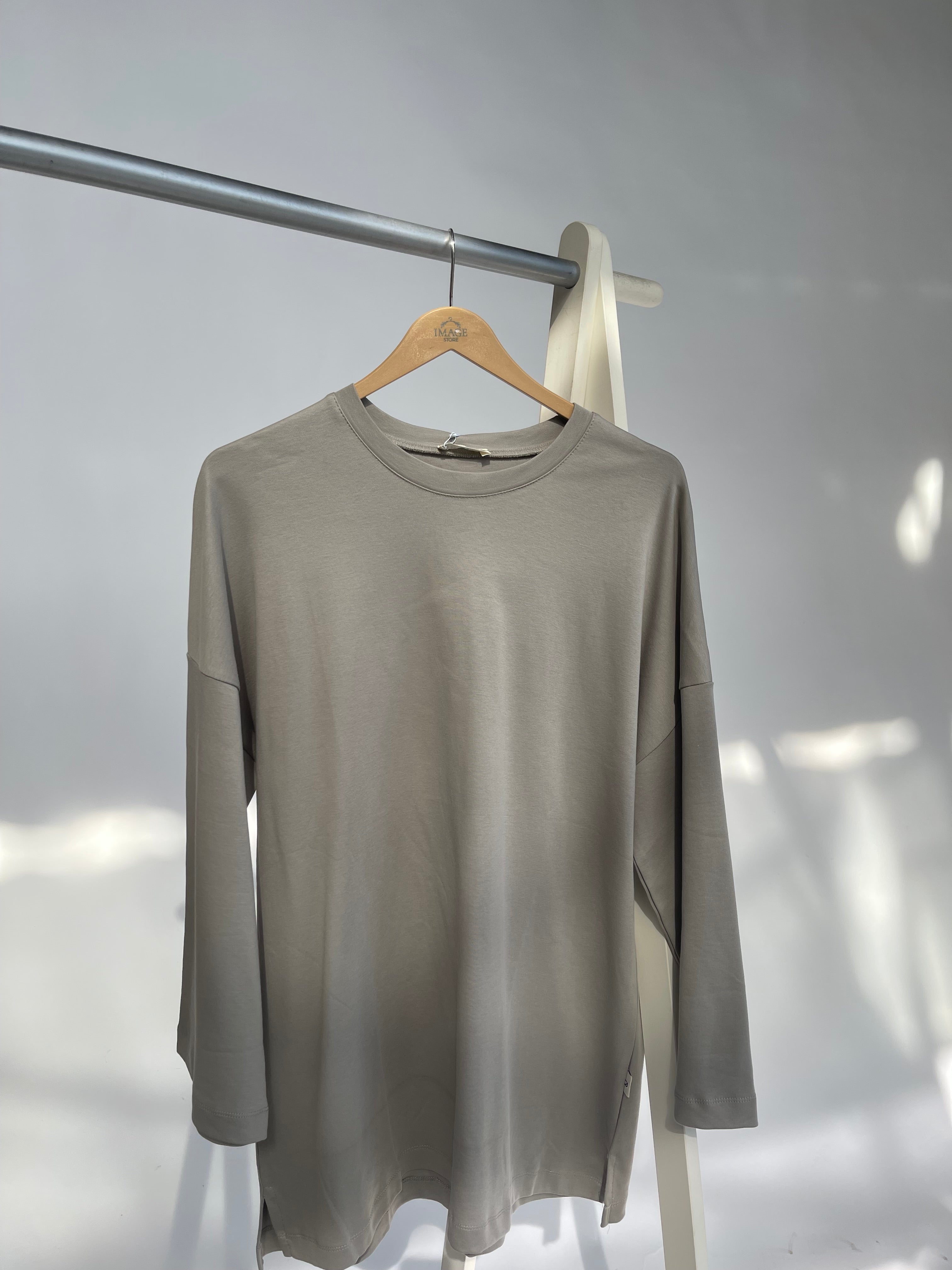 Basic Longshirt - Image Stores