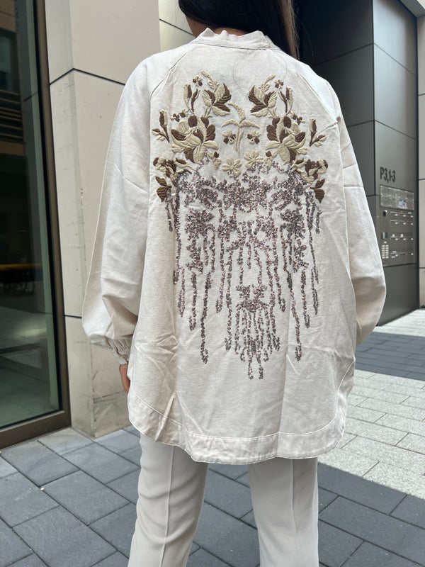 Kurz Bestickter Kimono