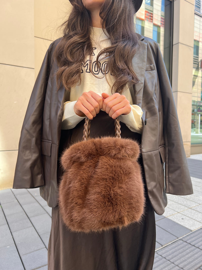 Fluffy Oval Tasche