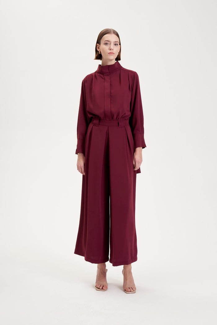 Eleganter Jumpsuit in Weinrot