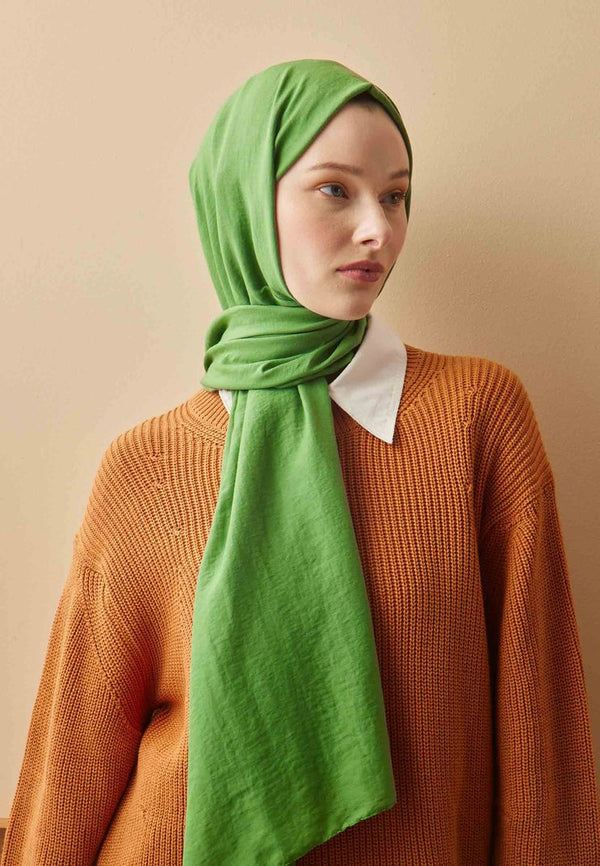 Crash scarf in apple green